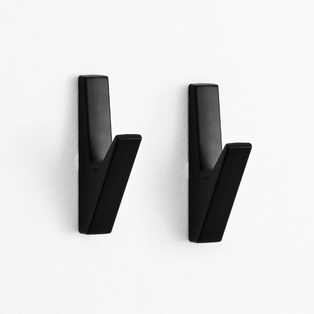 SARIHOSY 1/5PCS Matte Wall Hooks Bathroom Accessories Coat Hooks Towel Hook Creative for Key Hat Bag Home Decorative Hook